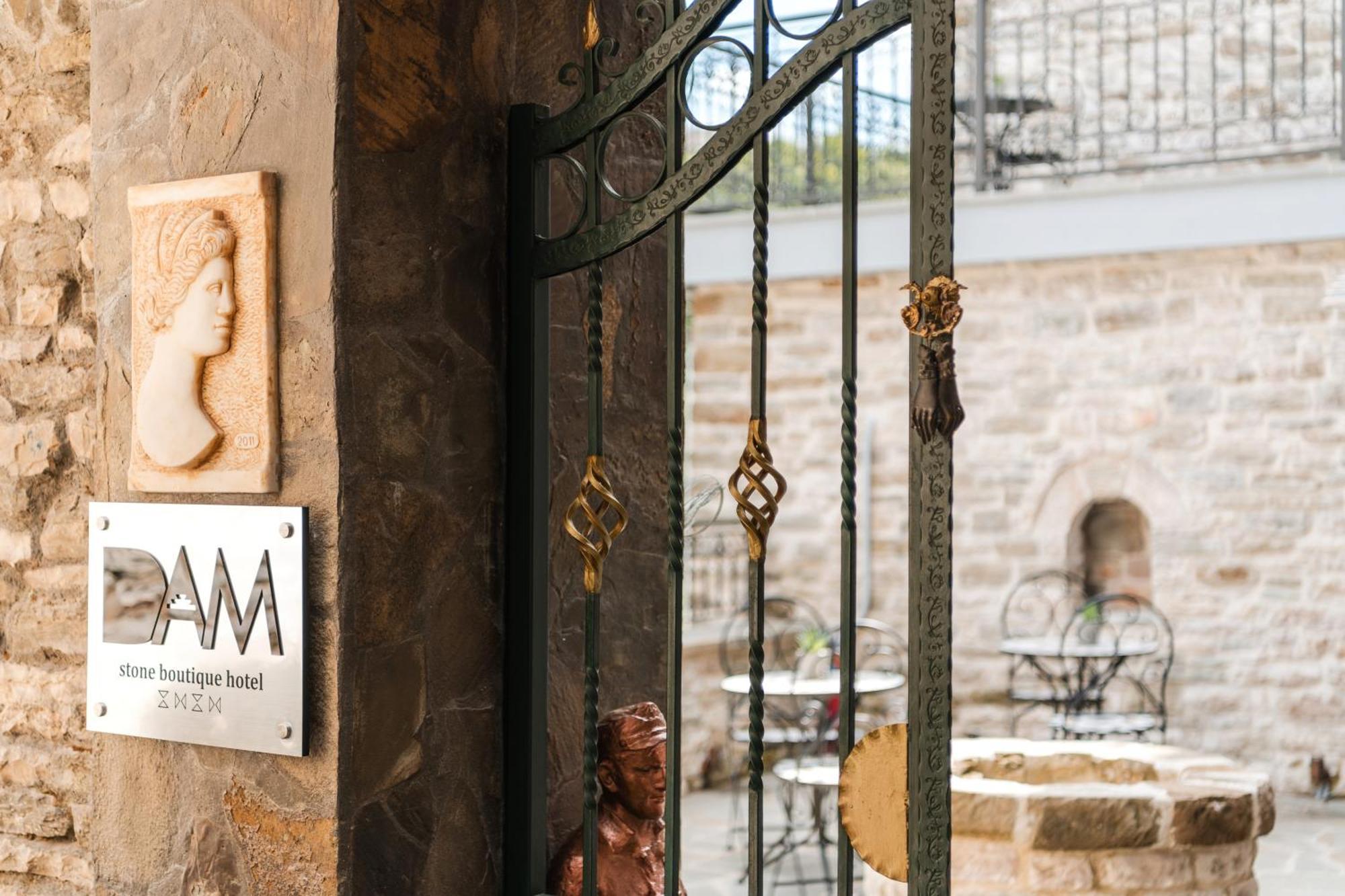 Dam Stone Boutique Hotel Gjirokastër Exterior foto